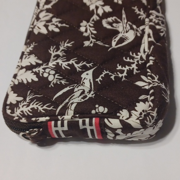 Vera Bradley Wristlet - Picture 6 of 7
